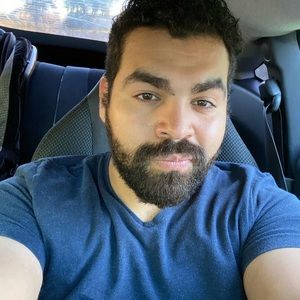 Meet your Posher, Tomas